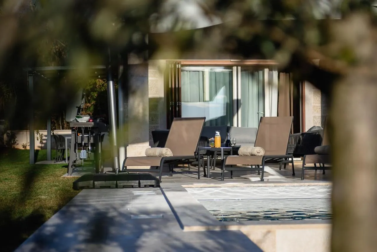 Villa Oliva Muntrilj 0*,