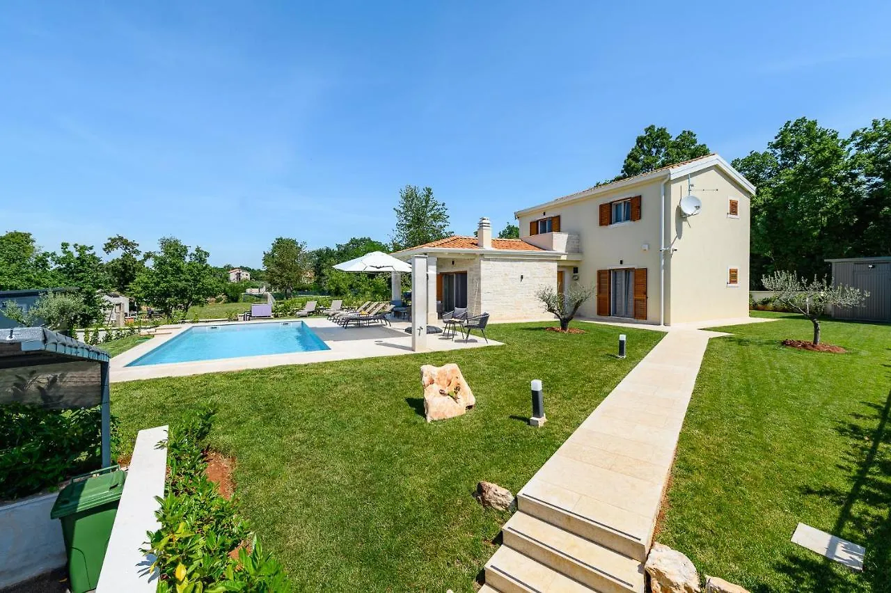 Villa Oliva Muntrilj 크로아티아